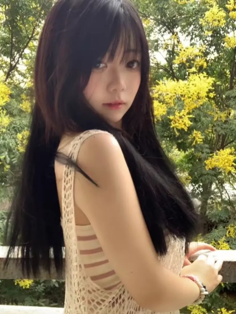 戏精小白